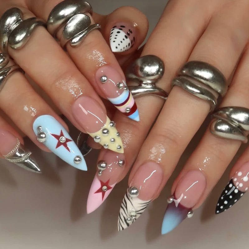 24개 Y2K 롱 스틸레토 프레스온 네일, 블랙 폴카  - Nail Art Zebra 리뷰 및 가격